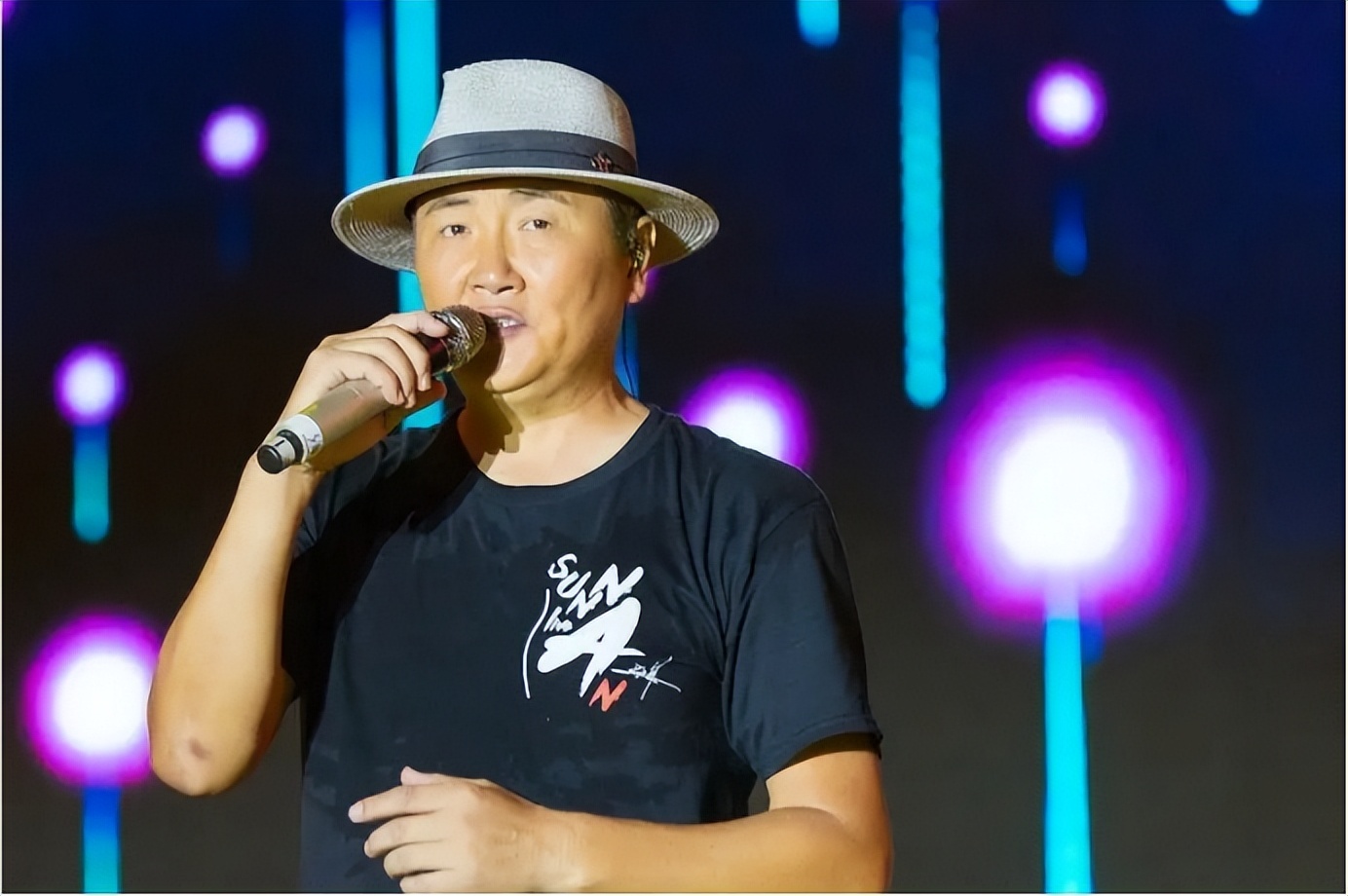 涔扮孩濡瑰拰瀛欐鐜板湪璋佽繃寰楀ソ,瀛欐涓庝拱绾㈠鐜板湪鍝釜杩囧緱骞哥