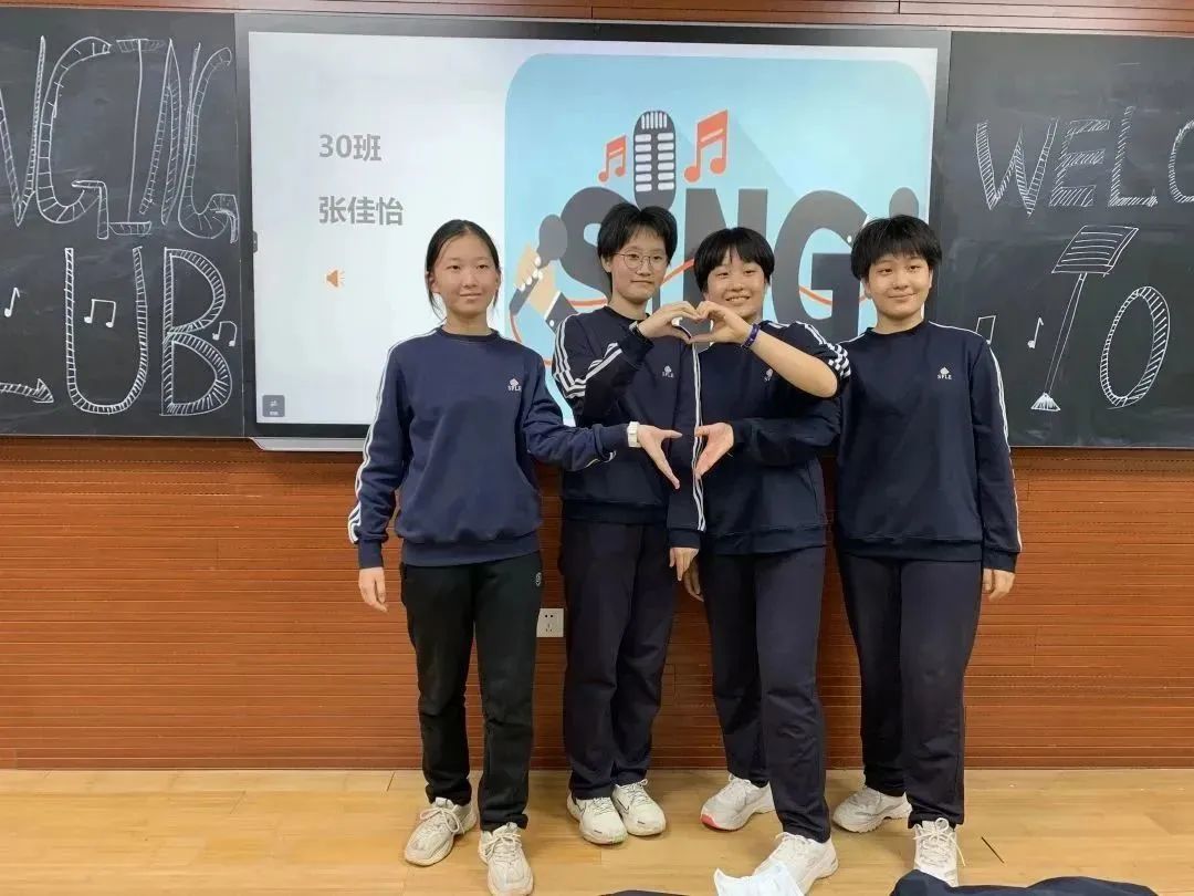 英语社团创新活动,疯狂英语社团活动报道