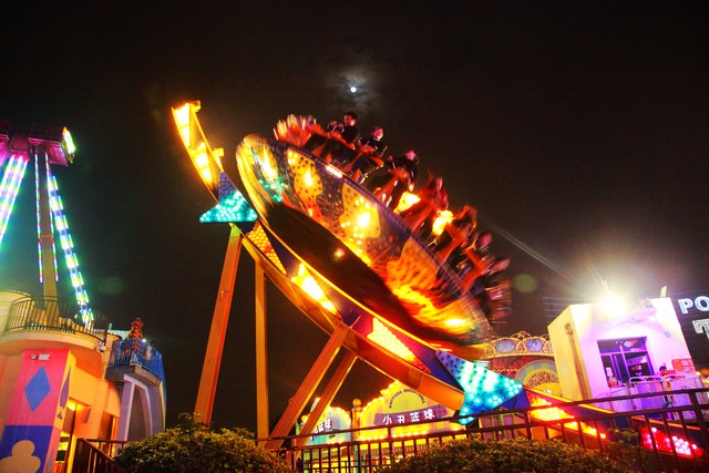 成都欢乐谷属于几a级景区,成都旅游必去景点成都欢乐谷