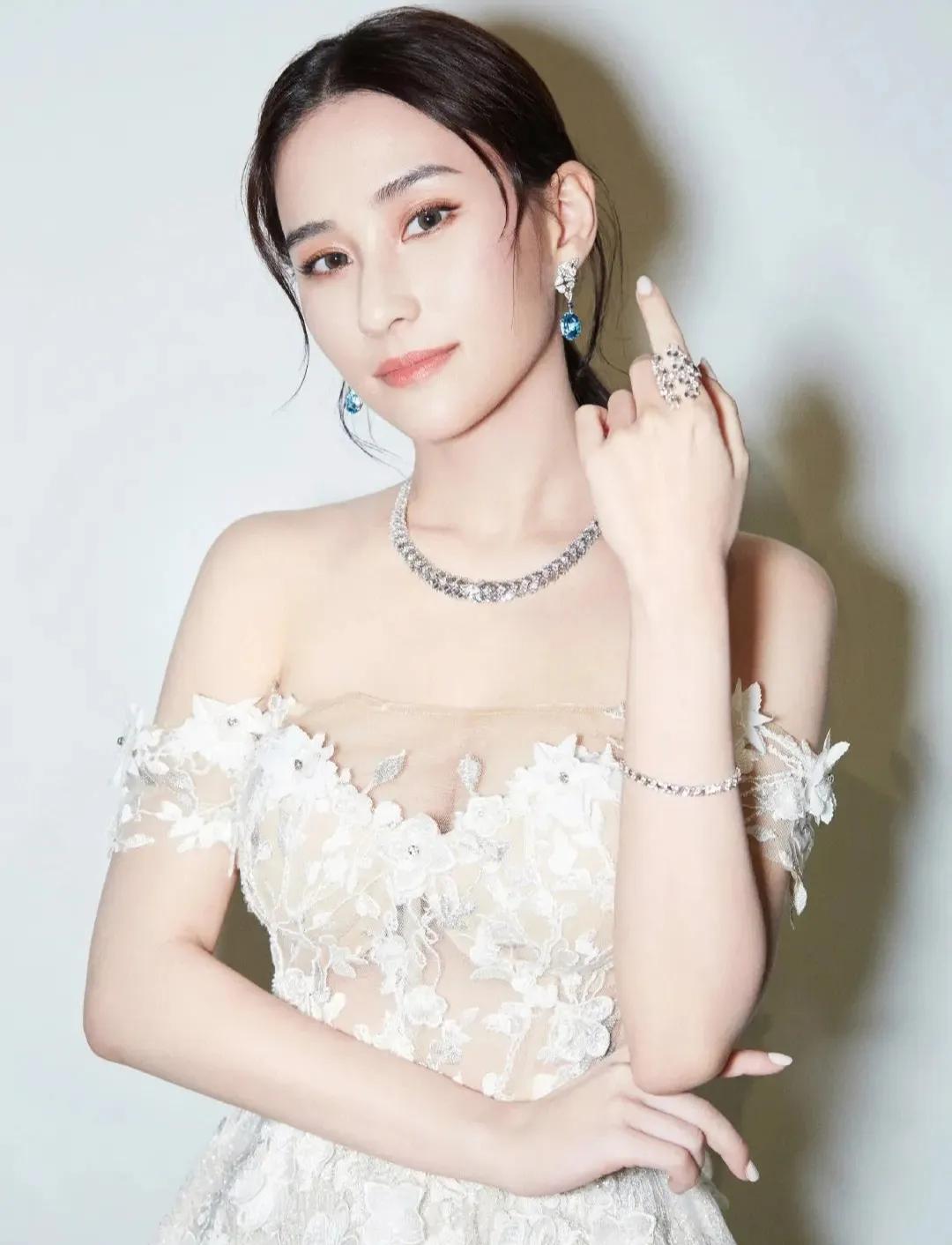 赌王女儿何超莲谈富二代身份,香港女首富何超莲