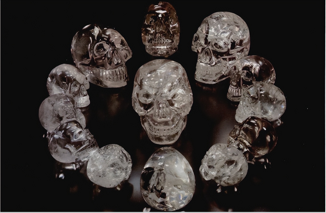 玛雅人的13个水晶头骨之谜,玛雅文明的十三个水晶头骨被发现