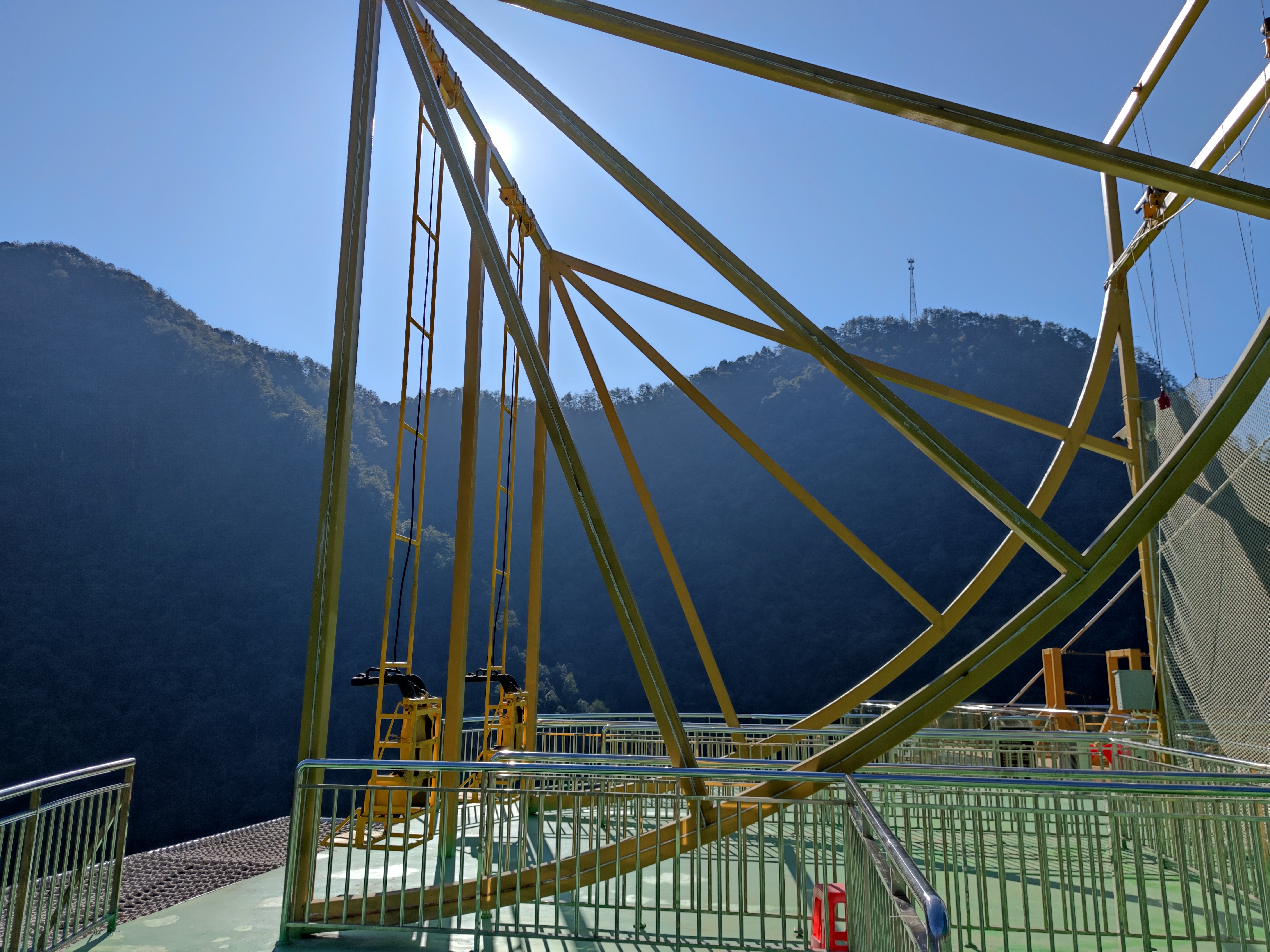 清远避暑温泉山庄,清远森林温泉