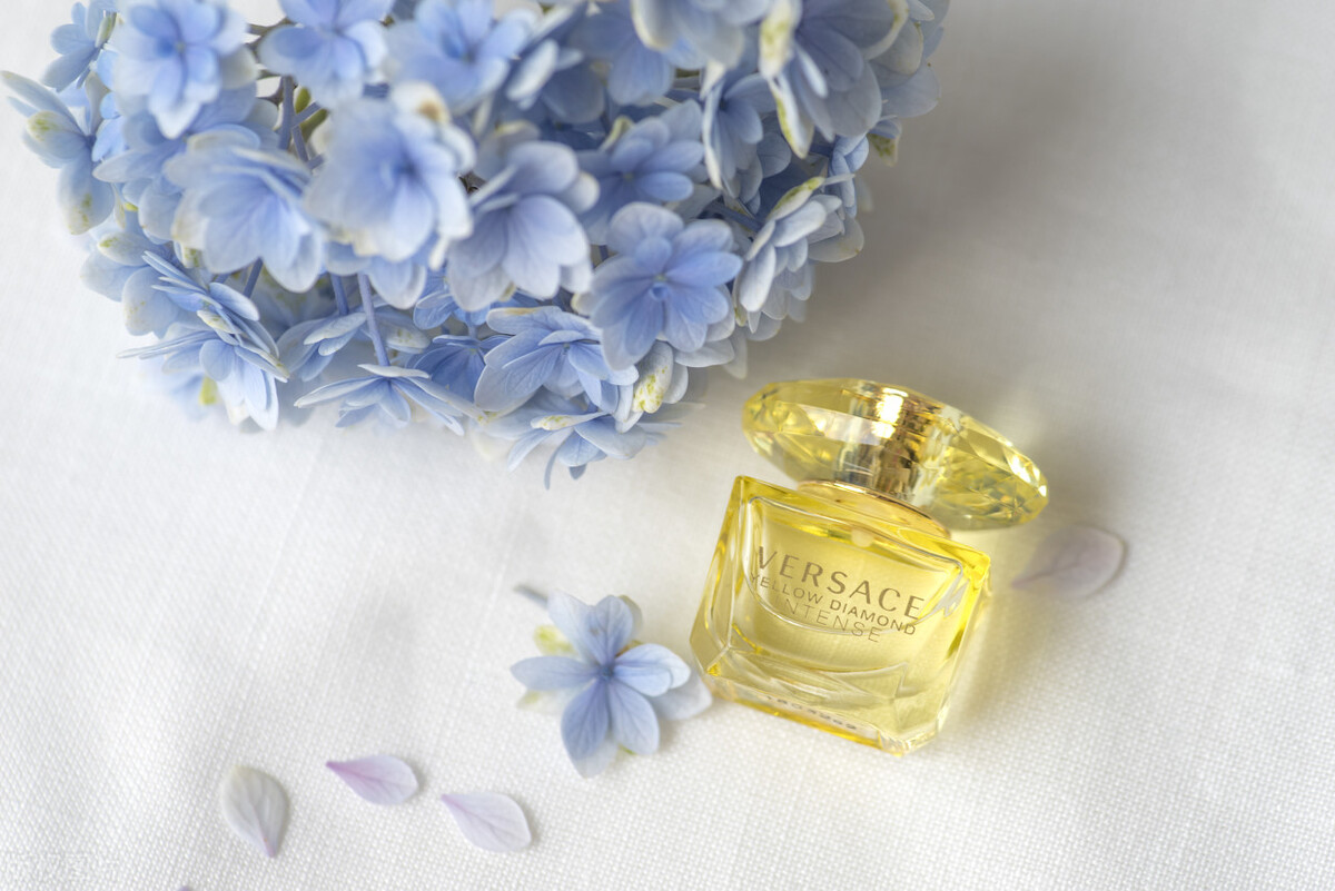 正经科普：为何头发、眉毛都是直的，可“那里”的毛却是卷的？