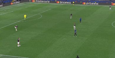 米兰挥舞断剑殊死一搏小因扎吉鞘里藏刀后发制人