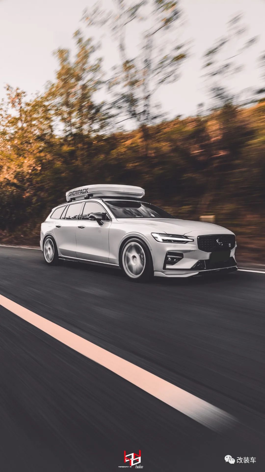 沃尔沃v60黑武士改装,深度试驾全新沃尔沃v60