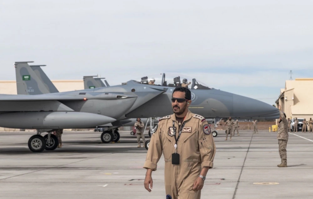 沙特向中国采购预警机?KJ-200闯入中东:沙特或全面倒向中国?