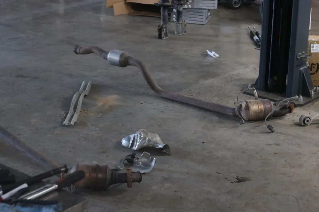 奔驰老款gls300翻新改造,奔驰glk300翻新全过程