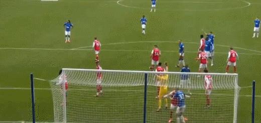 英超最新积分榜:曼联2-1排第3,纽卡战平排第4,利物浦0-3排第10