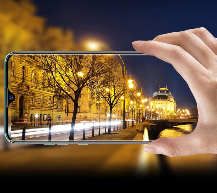 人见人爱，6+256G仅919元！索爱小品牌爆发了