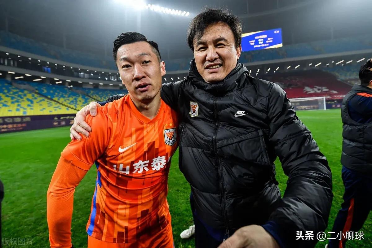 山东泰山球员看国足,山东泰山队足球俱乐部环境