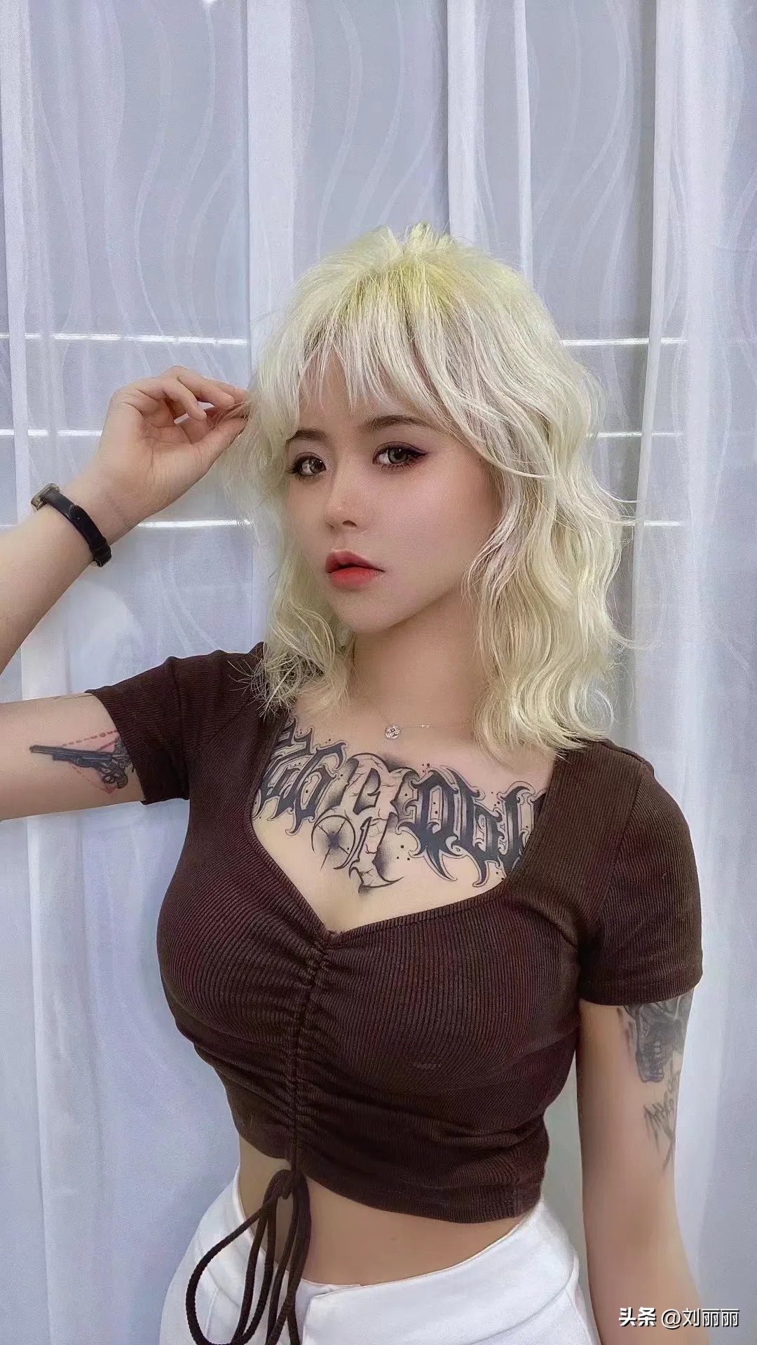 女士发型2020刘海,适合秋冬剪的发型