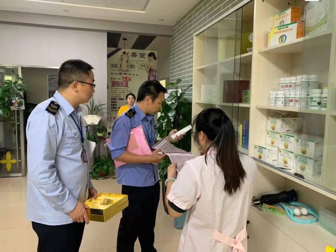 女性洗澡有什么禁忌啊,女性洗澡时该怎么洗胸部