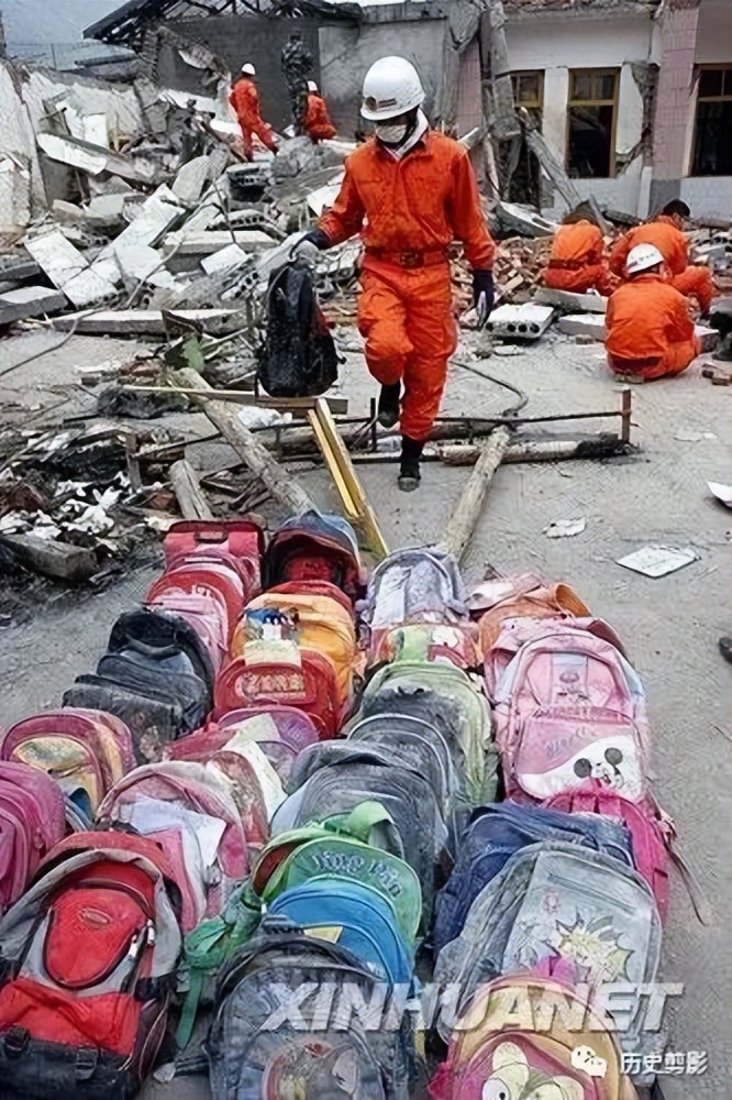 汶川地震十大催人泪下的照片,汶川地震12周年这些照片让人泪目