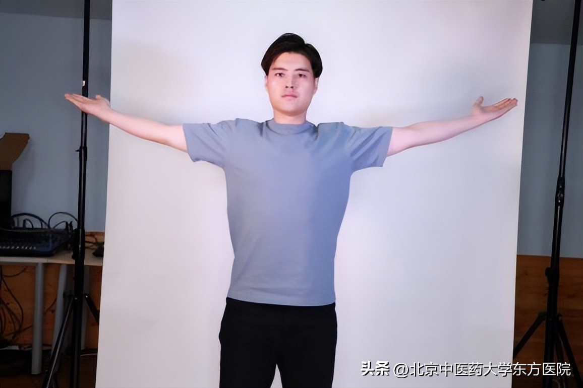 【第十五届北京中医药文化宣传周】扩胸抻背除压力，舒心顺气迎新年！