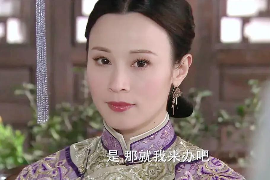 前脚吹“绝色美人”，后脚就被配角狠狠艳压，这些女明星图啥啊