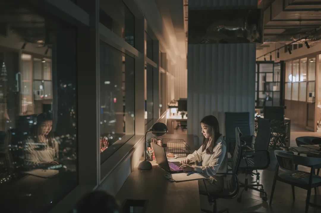 你怎么理解广告学这个专业,广告学专业就白读了吗