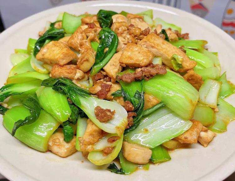 补钙第一名的菜芥蓝,营养专家推荐的7种绿叶蔬菜