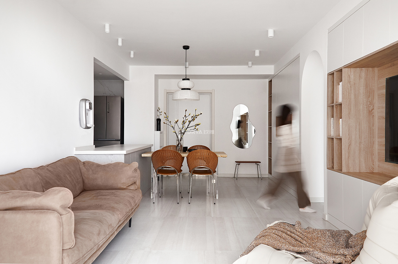 奶油白简约别墅,奶油白原木风小户型