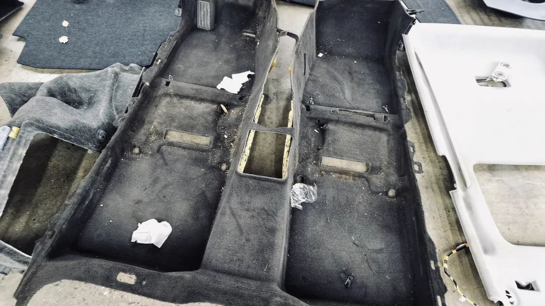 13代半皇冠底盘松散回炉重造,十三代皇冠彻底整备