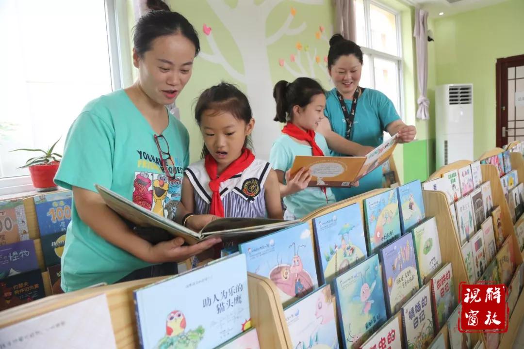 五一广场适合打卡的图书馆,五星步行街图书馆