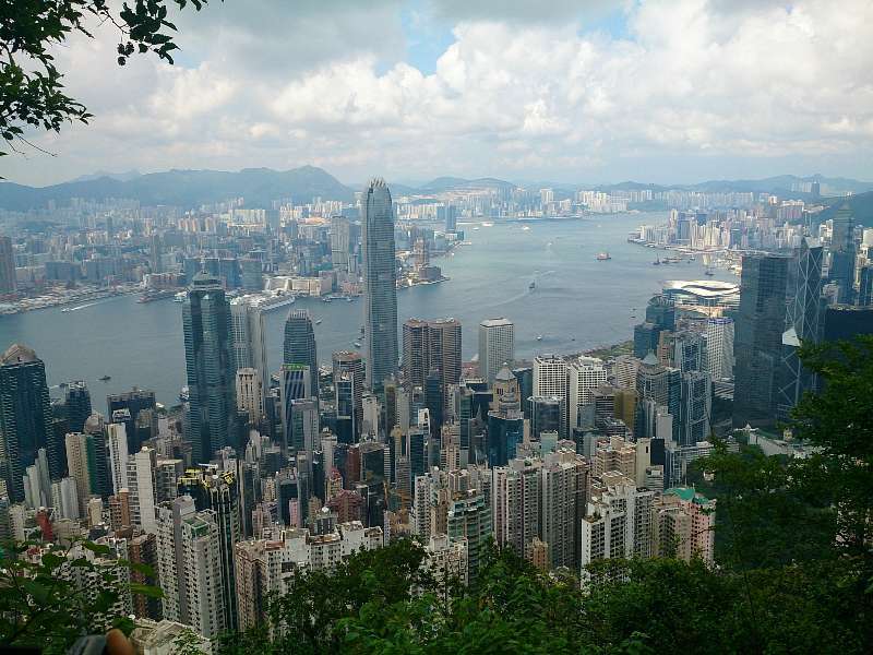 香港人生活压力有多大,香港人的实际生活水平