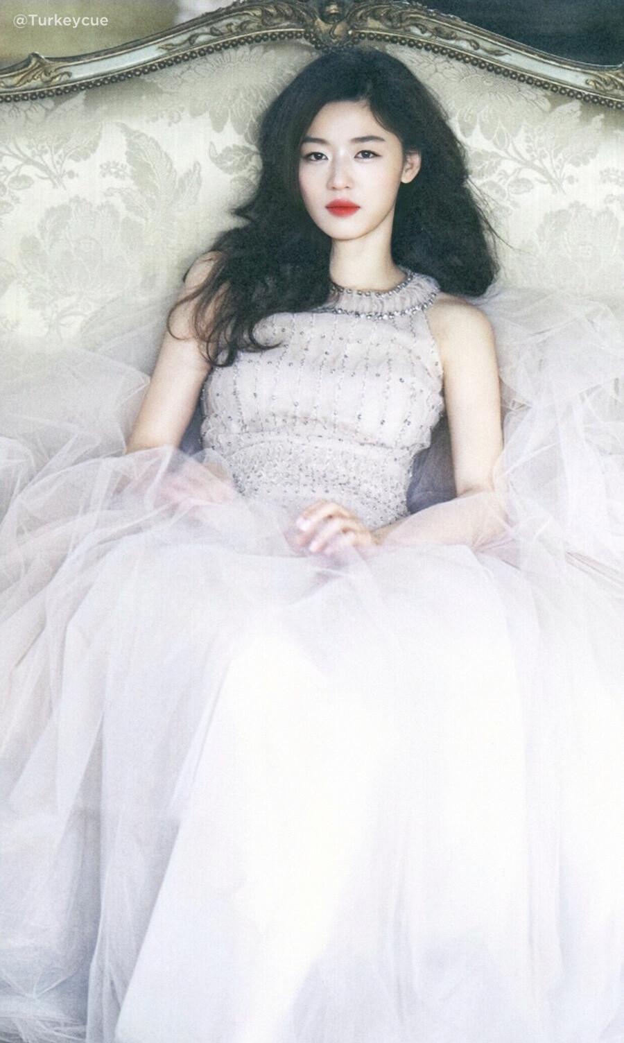 30张日本大*杀屠**罪行照片，日军闯入民宅祸害妇女，这就是罪证2