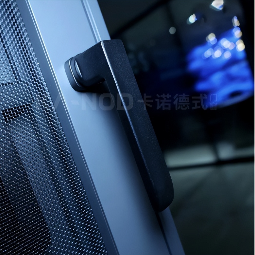 高楼层推拉窗如何维修,超高层窗户怎么解决安全隐患