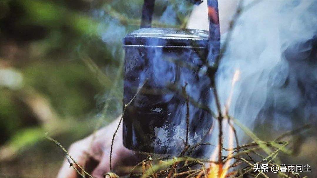 荒野过滤水的简单方法,在野外如何快速寻找水源