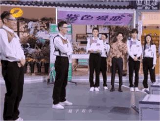 王鹤棣出席活动微博惊艳,王鹤棣一夜爆红的反应