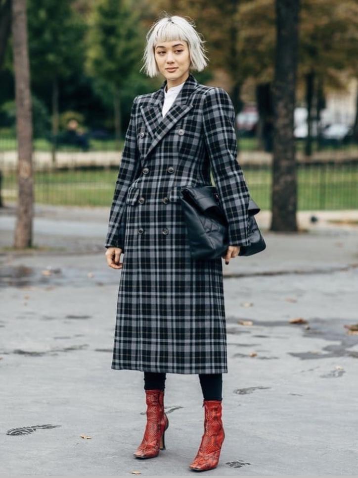 冬日的高级感，一件时尚大衣就够了！帮40+女人诠释满满的质感