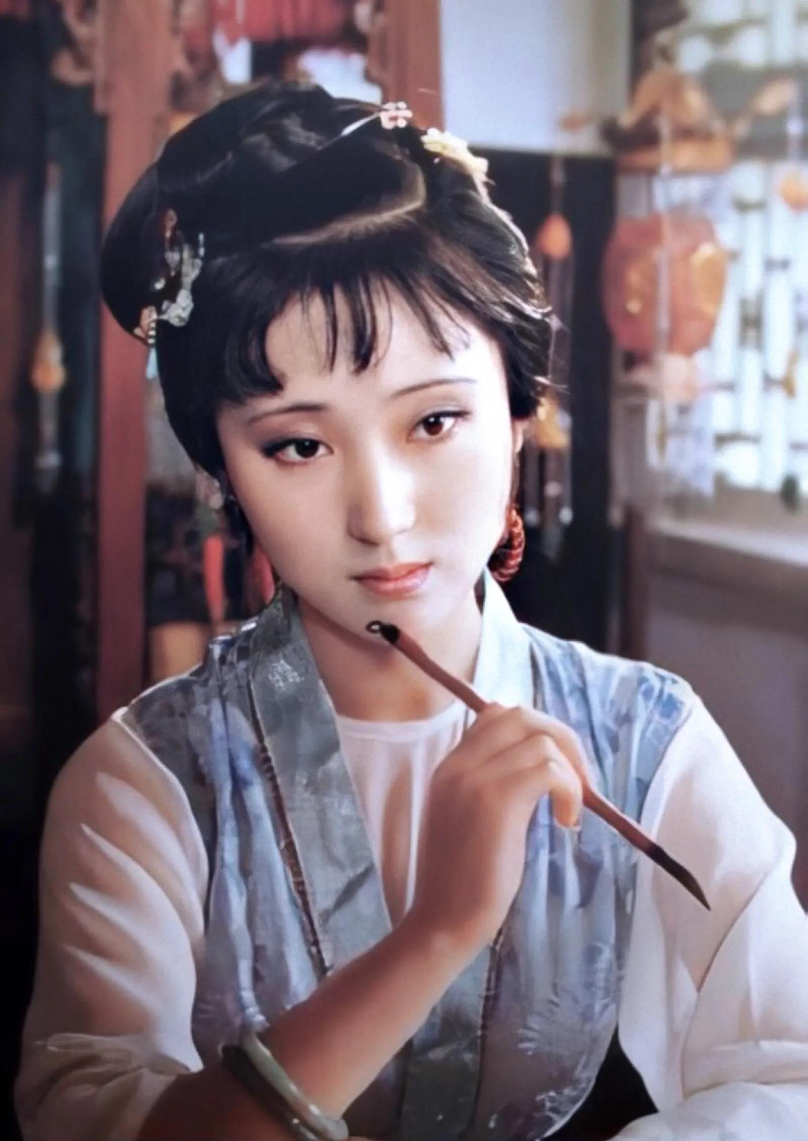 陈晓旭活到现在有多少岁了,英年早逝的陈晓旭