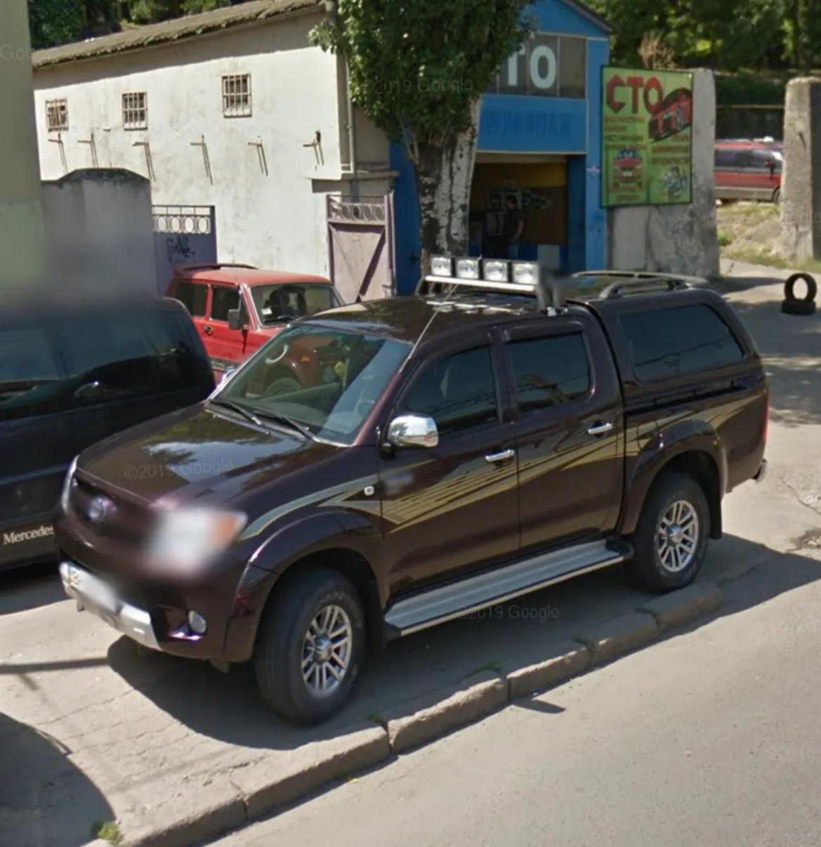 乌克兰敖德萨街头老车、日系车多，但俄罗斯车很少