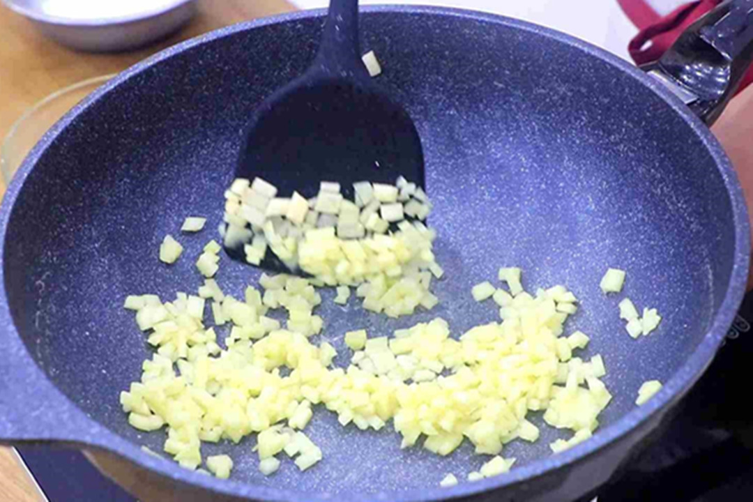 过年买四种吉祥果哪四样,过年买六样水果吉祥如意