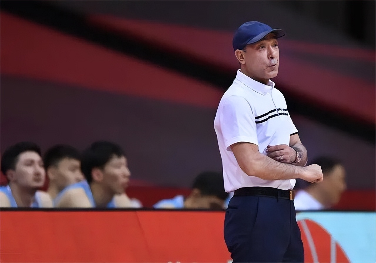 阿的江妻子个人资料简介,阿的江任宁波男篮主帅