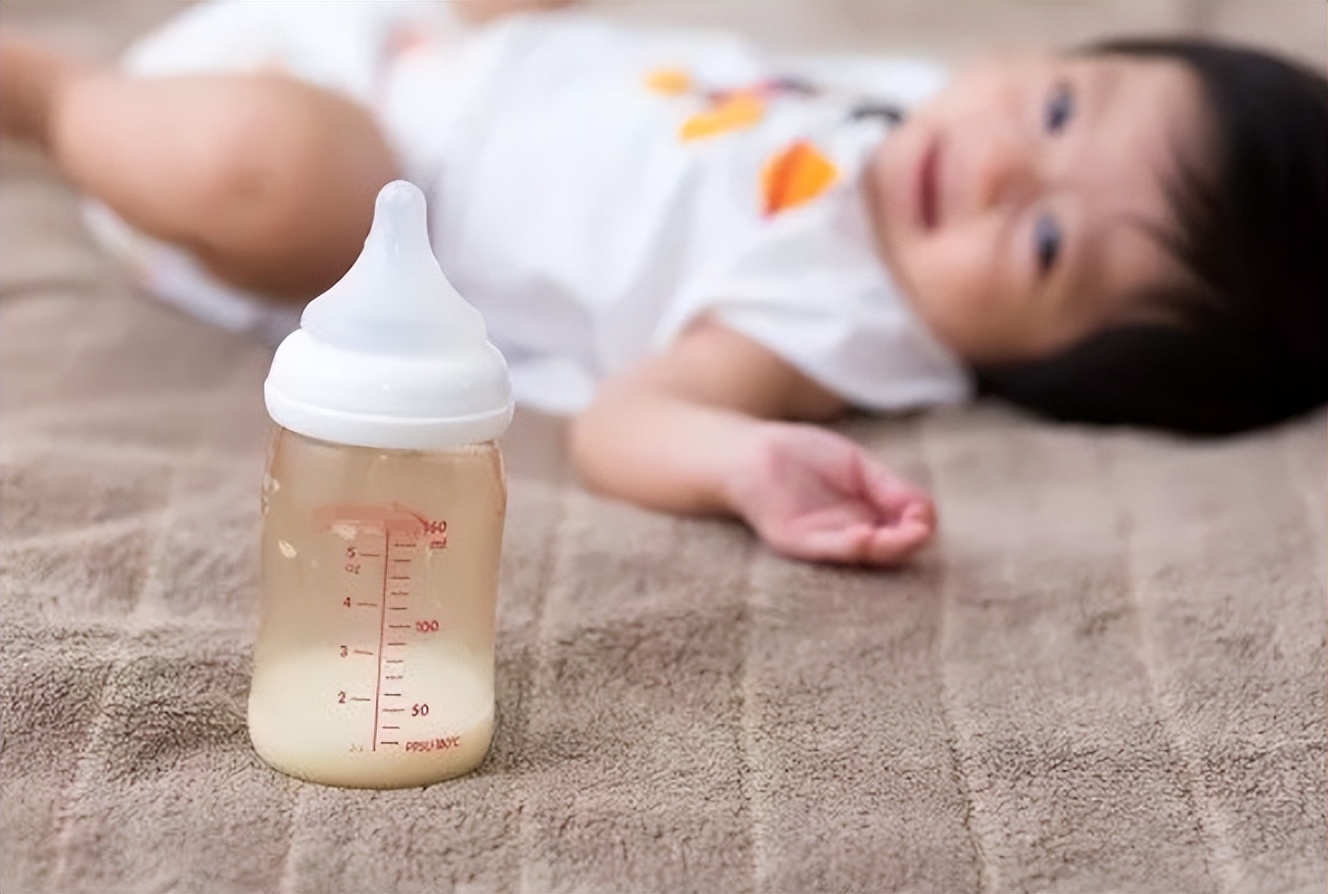 宝宝奶瓶一般用多久换一次,宝宝奶瓶用多长时间更换新的