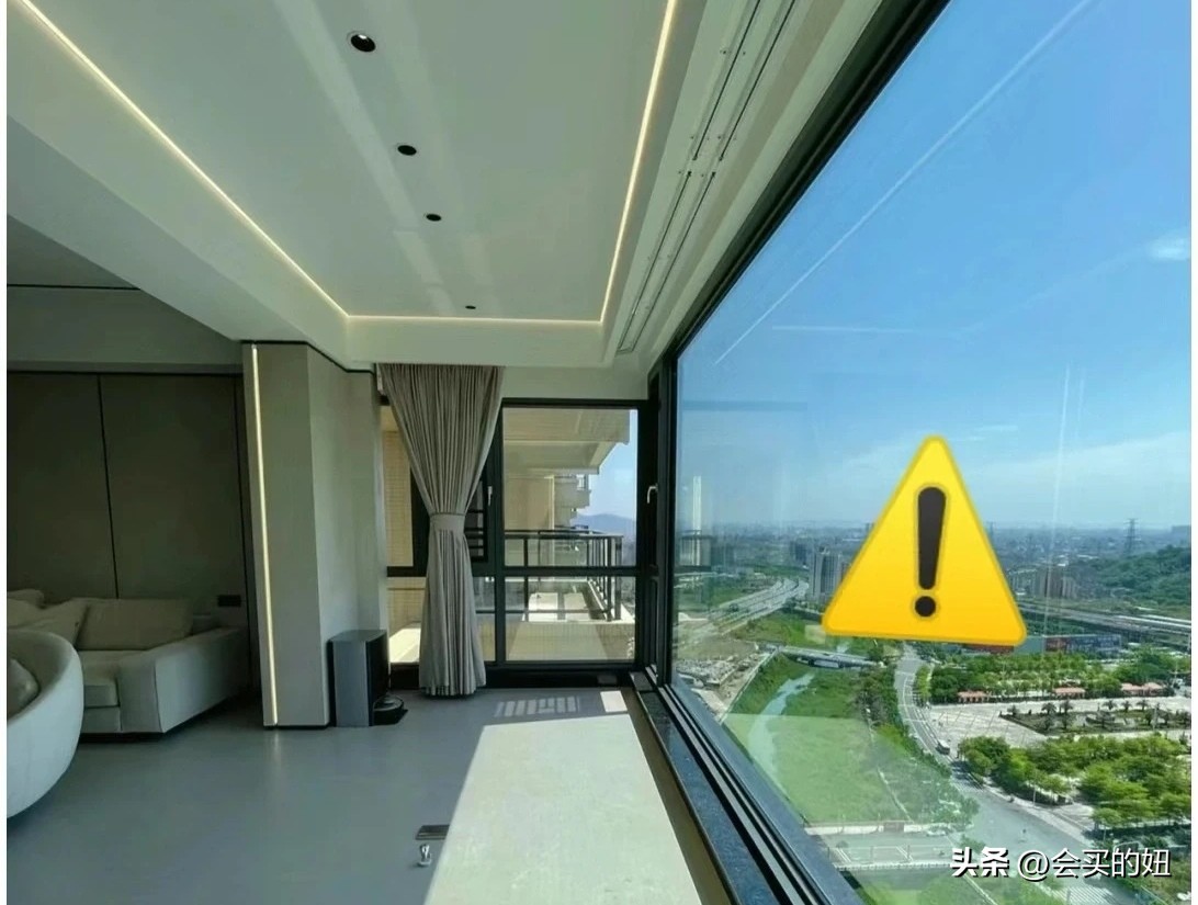 大玻璃和小玻璃哪种好,新型大玻璃应该注意些什么