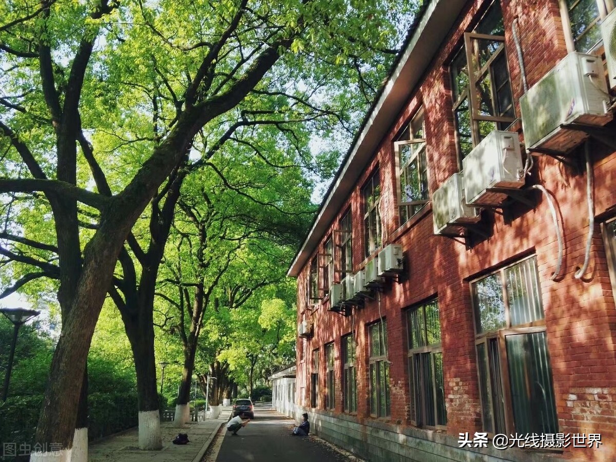 重庆邮电大学：三非院校翘楚，本科毕业进华为，月入过万不是梦