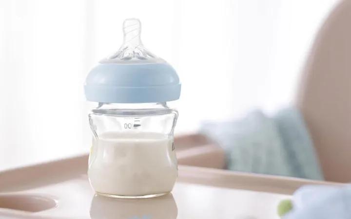 怎样选奶瓶品牌,奶瓶的品牌标签哪里来