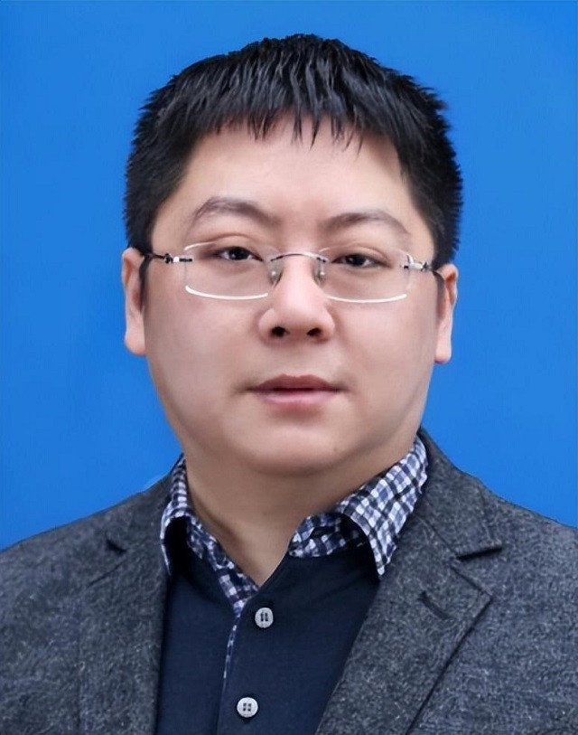 中国高中生在缅北组建私人武装,疯狂敛财700亿在缅北追寻历史