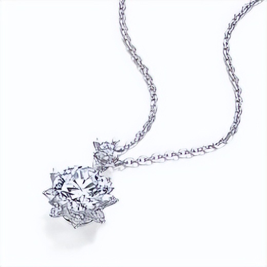 周生生殷桃同款钻之颂一套多少钱 (周生生殷桃代言钻戒)