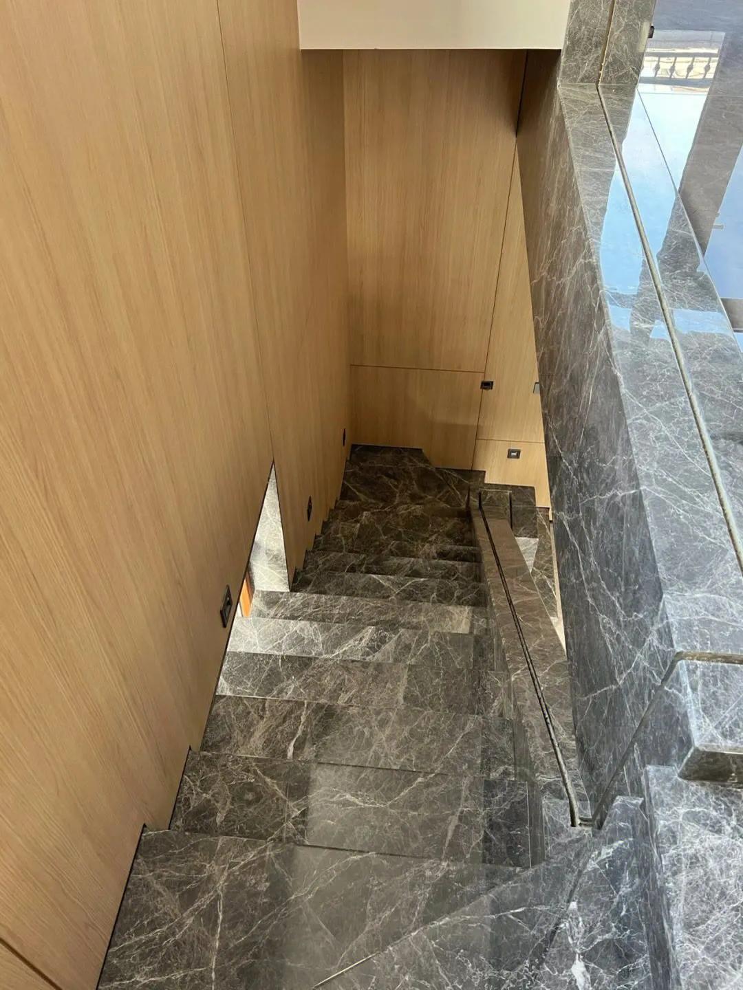 30平米木饰面门店装修效果图,2021木饰面板装修效果图