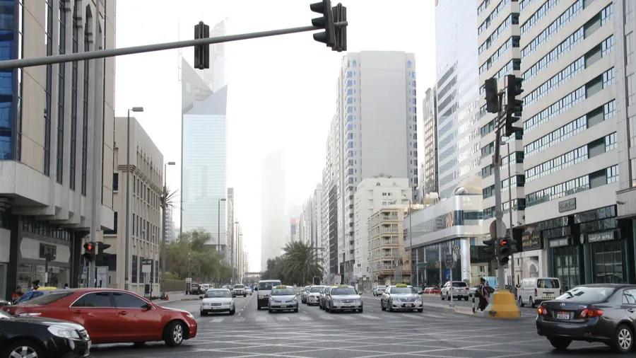 阿联酋阿布扎比卢浮宫镇馆之宝,阿联酋迪拜阿布扎比大清真寺图片