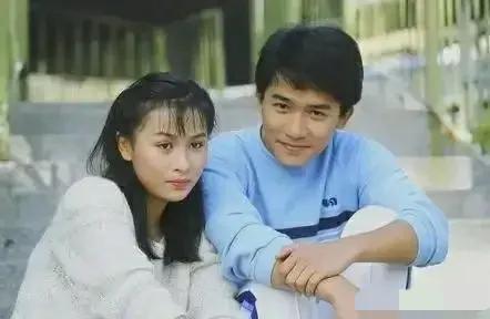 10对丁克夫妻，有人丁克至死，有人后悔晚矣，还有2对偷生孩子