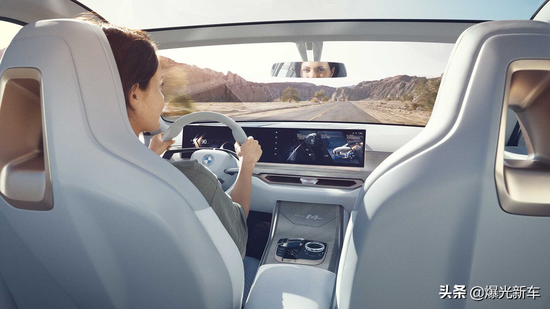 宝马I4新款多少钱,新款宝马i4上市售价42.99万元