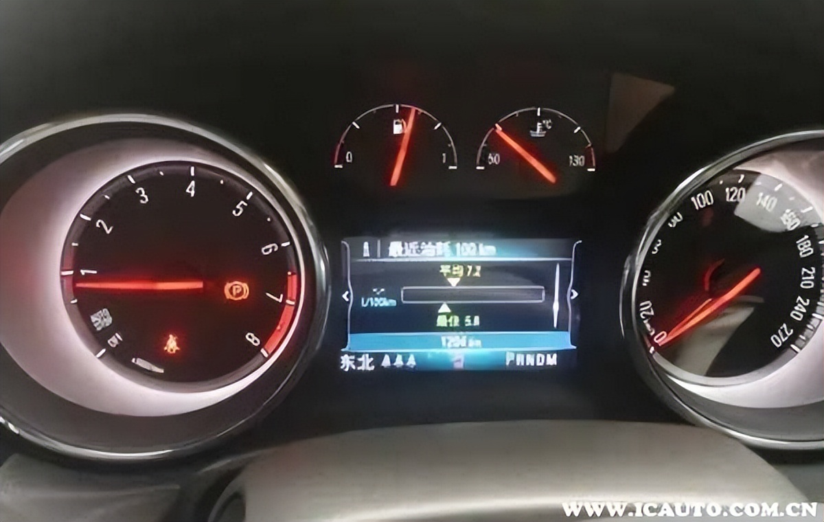 君威552精英和君威552豪华区别,君威gs和君威2.0t版有什么区别