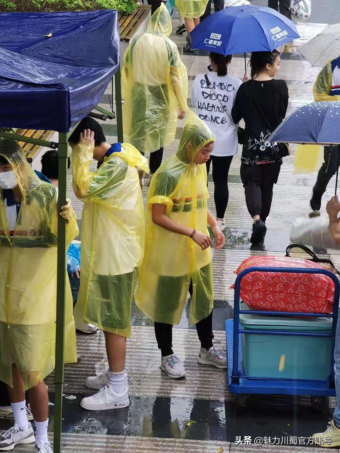 代码009，与未来快乐邂逅丨@中考学子，这里是绵阳中学实验学校