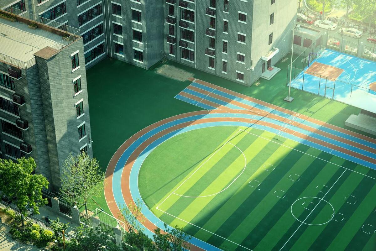 来自校外的中小考“老师”，到底是怎么挣钱的？