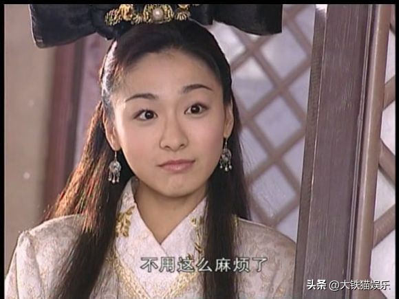 论“素颜女神”只服这6位，别人卸妆遮遮掩掩，她们化不化妆没差