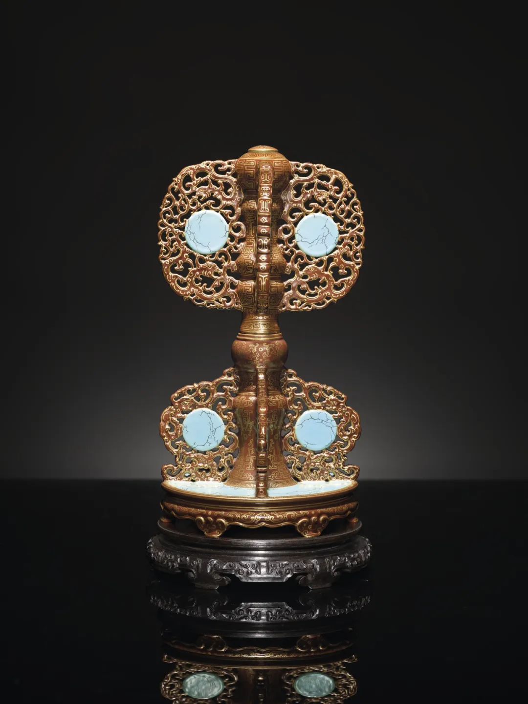 佳士得香港春拍精品预展瓷器,2022香港佳士得拍卖瓷器纪录