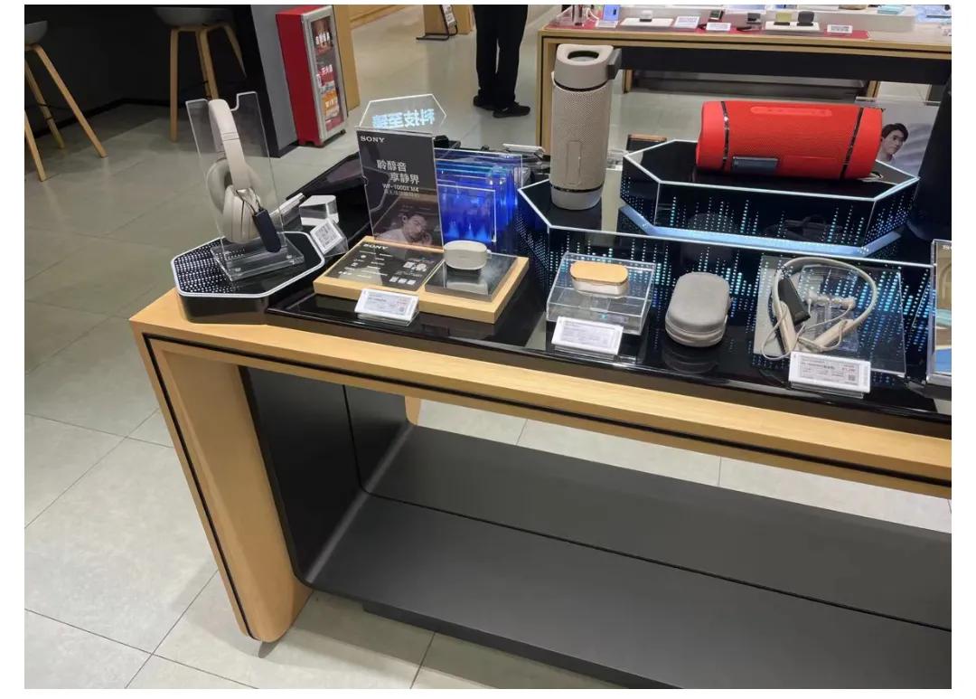 海信85e7和索尼75x85j电视哪个好,tcl海信索尼哪个好